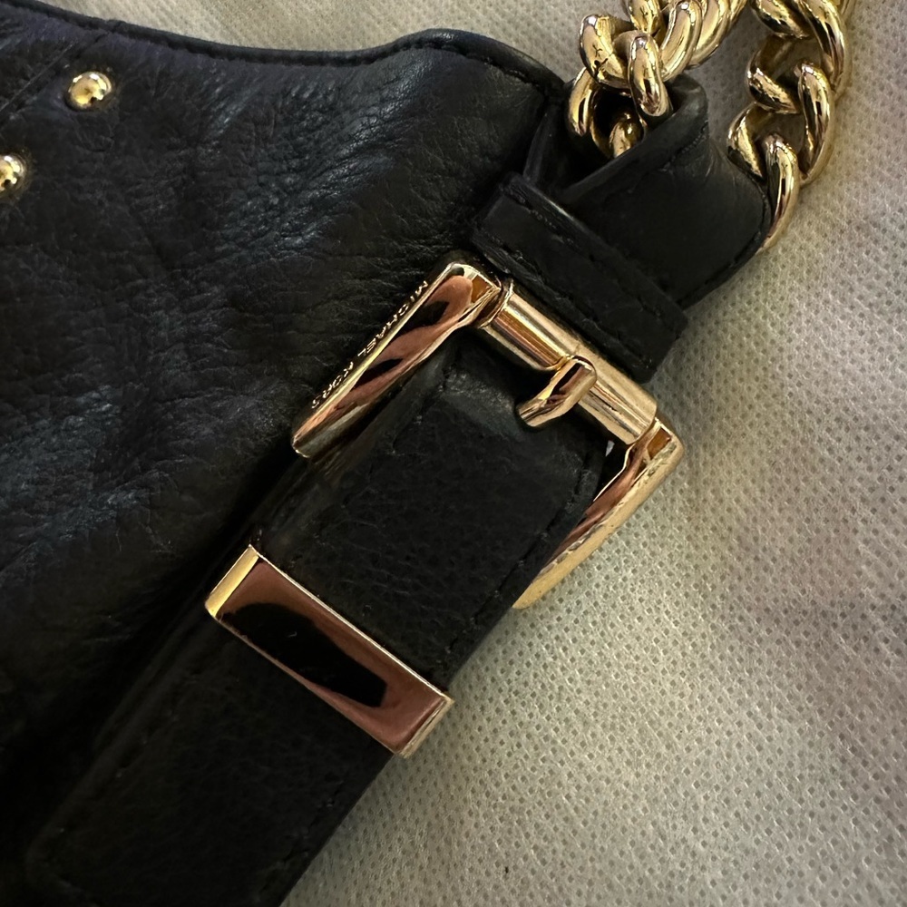 Michael Kors Black Leather Shoulder Bag with Gold Tone Accents - Picture 4 of 14